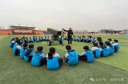 ����ʶ�������� ���ջ�����δ��         ---�ѳ��ؿ�չ���Ƽ�֮����������ս�У԰����