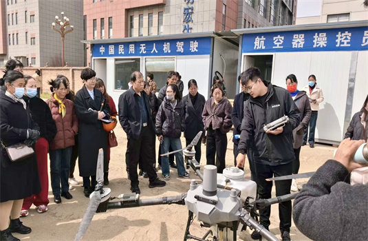 �����п�չ���������˻�������ѵ �����л���ֲ������Ч