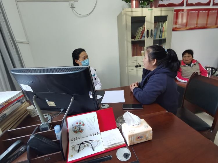 简篇-渭南市中心医院到市干休所为老同志义诊