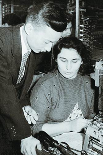 陈俊亮:点亮中国通信领域之灯